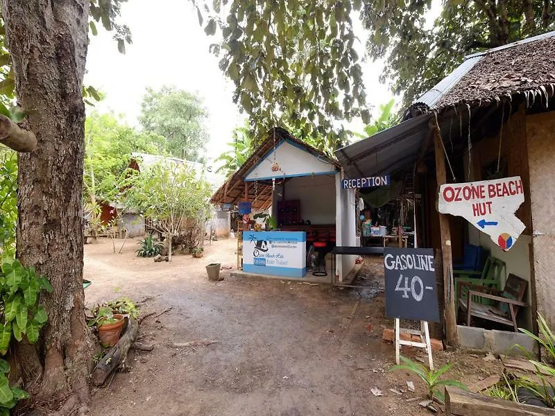 Ozone Beach Huts Ko Lanta 2*,  タイ王国